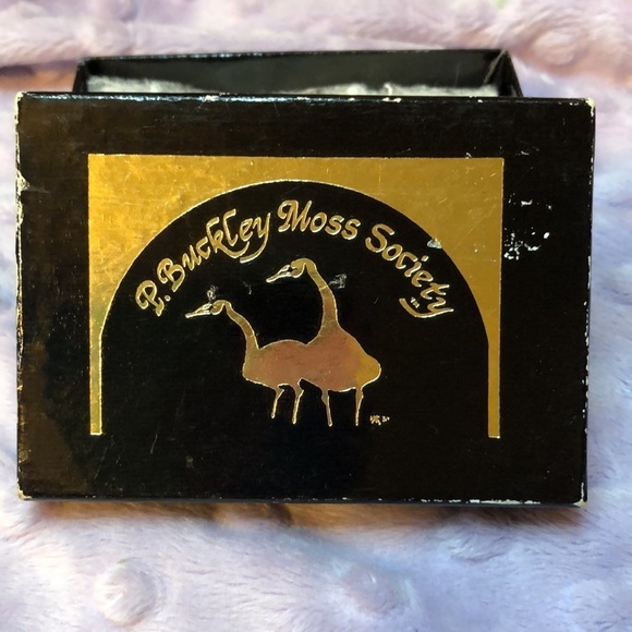 P. Buckley Moss Society Collectable Wearable Pin/Pendant “Apple Blossom Love” - Picture 5 of 5